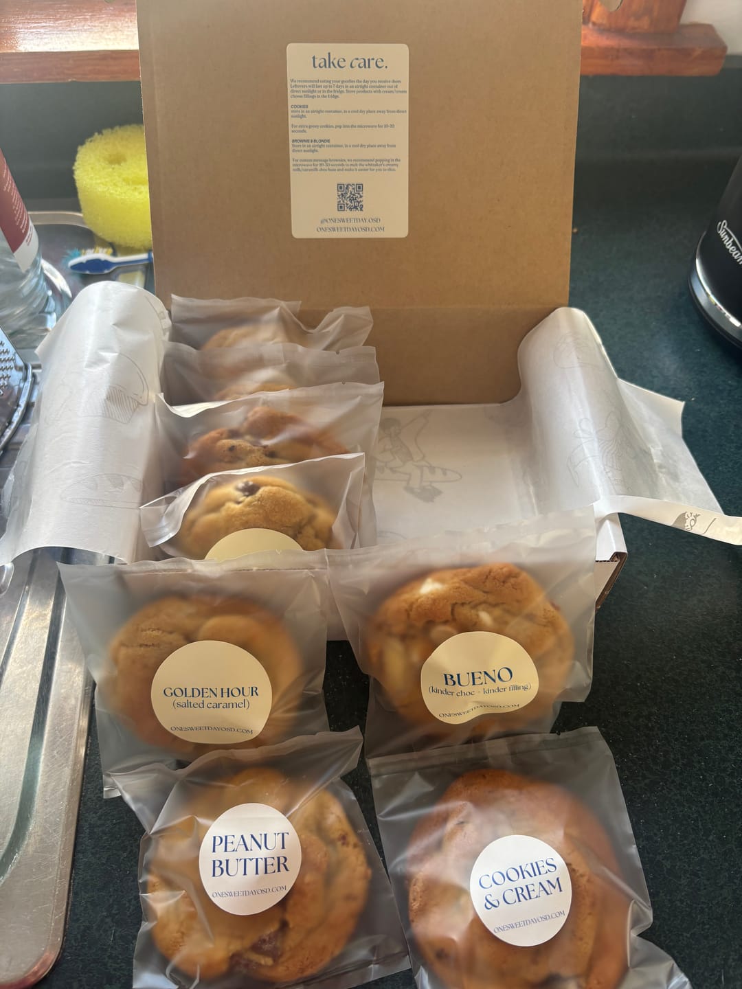Customer photo review of BIGGIE SMALLS