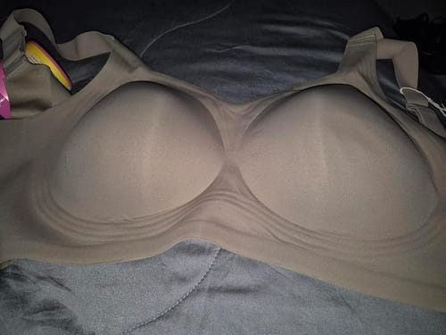 Customer photo review of Comfortable Wireless Full Coverage Jelly Smoothing Bra