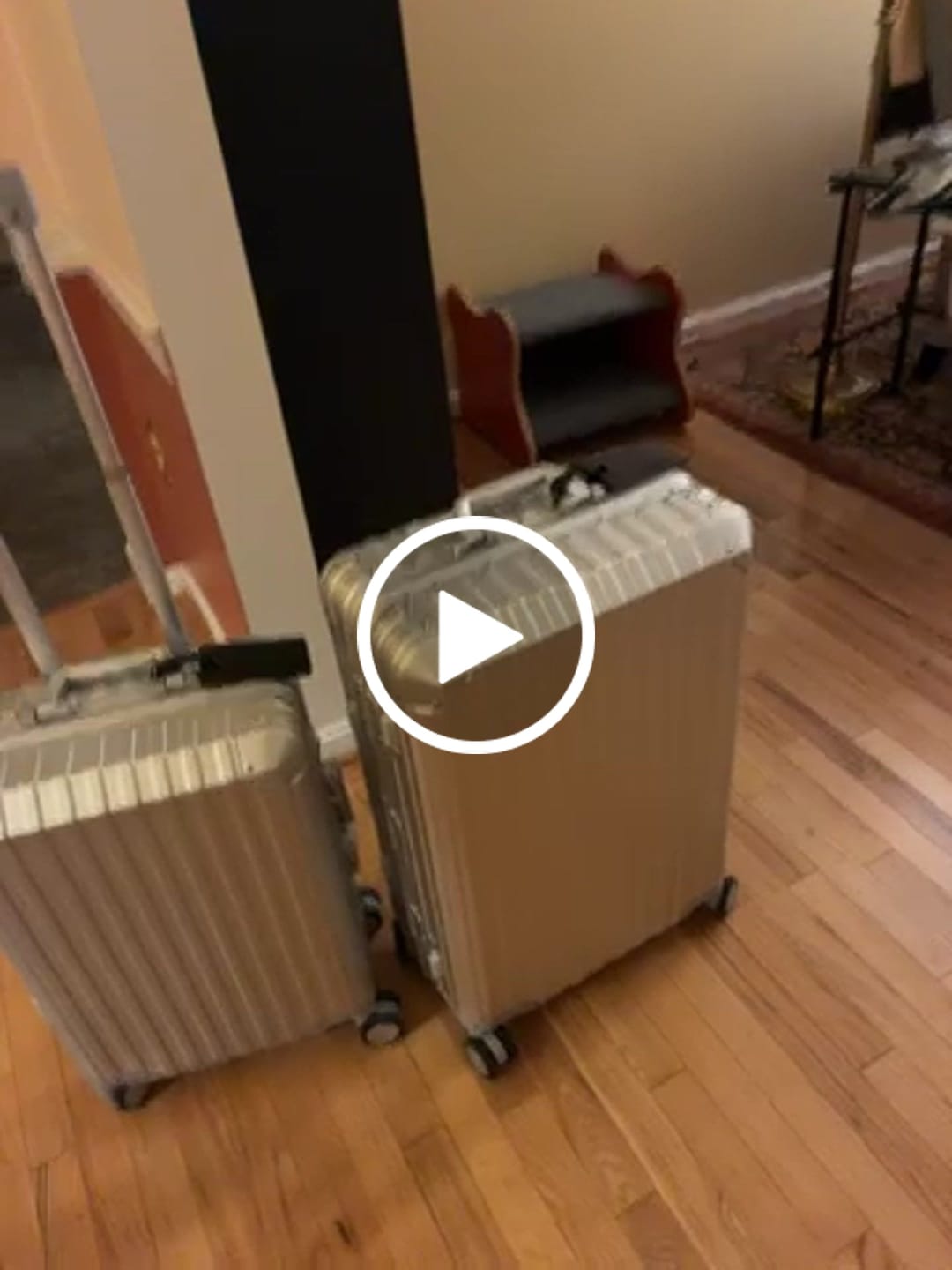 Customer video review of TREVA Aluminum Suitcase Silver
