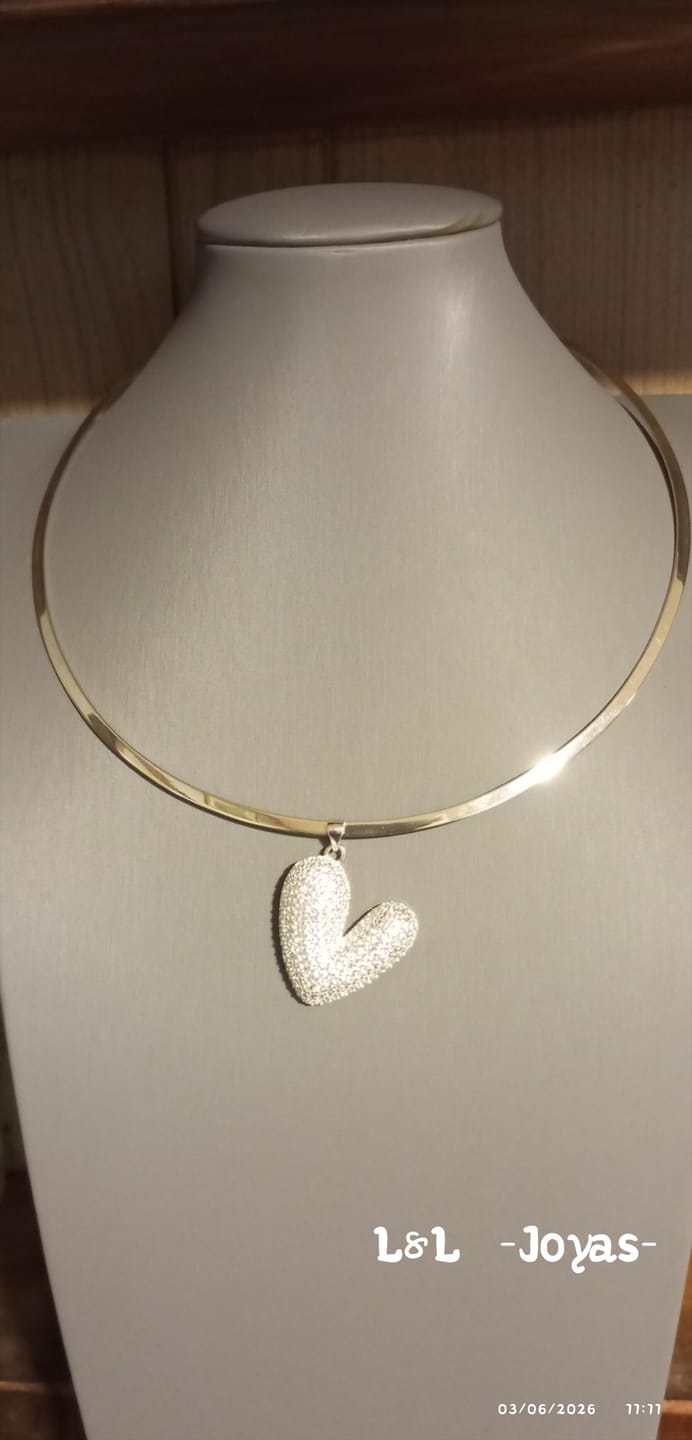 Customer photo review of Colgante Maxi Corazón Chunky Circones Pavé
