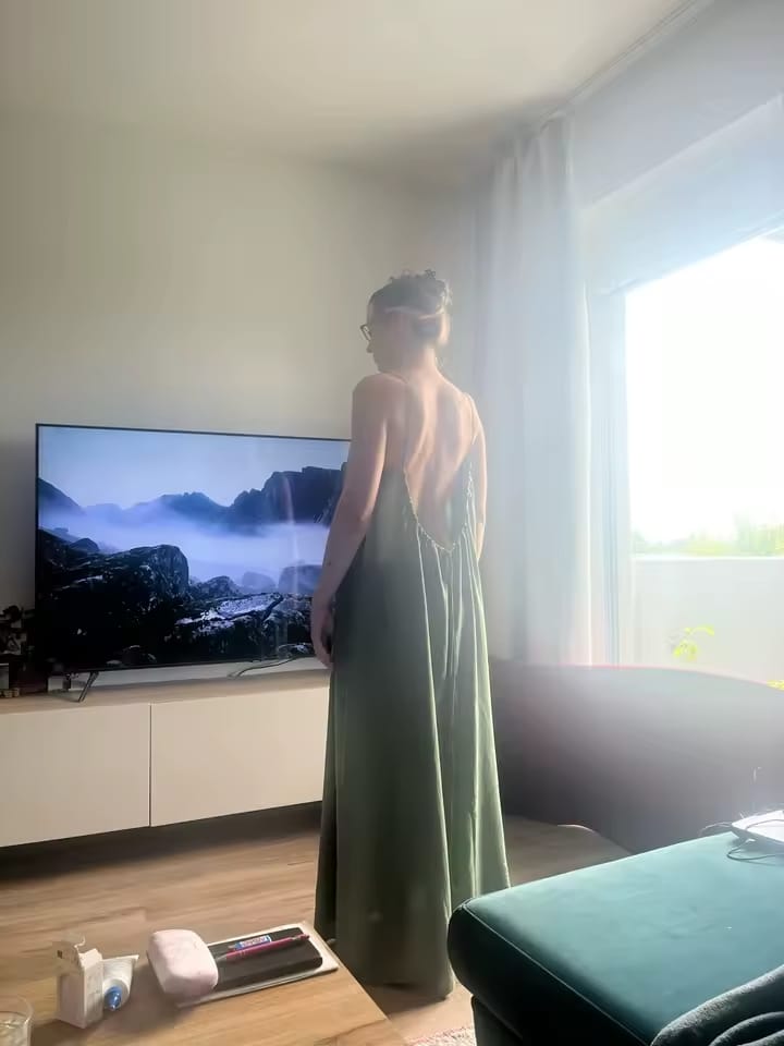 Customer photo review of Robe longue bohème dos nu à fines bretelles