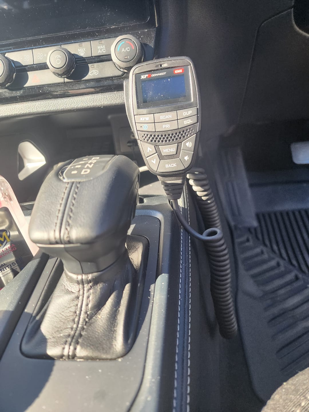 Customer photo review of UHF Handpiece Mount - Ford Ranger NextGen & Super Duty & Everest - Centre Console