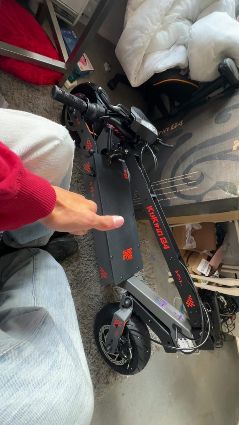 Customer photo review of KuKirin (Kugoo) G4 Electric Scooter 2026 Version