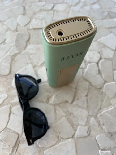 Customer photo review of Iluumi IPL Hair Removal Handset