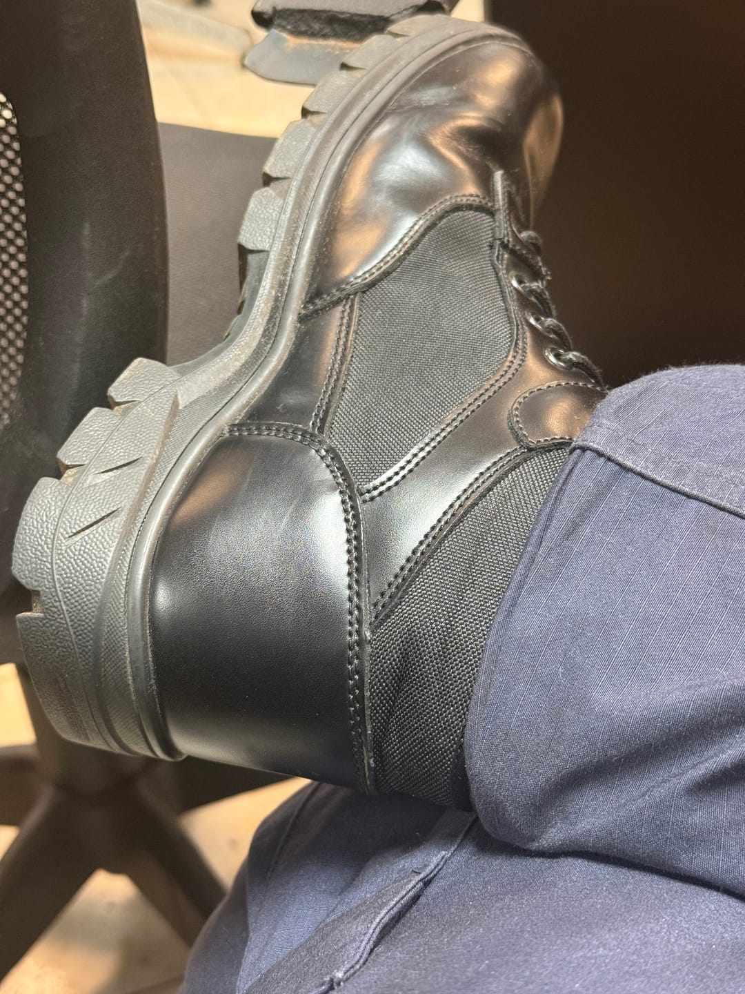 Customer photo review of Botín Táctico de Seguridad Hombre Skechers Work Wascana-Benen Negro