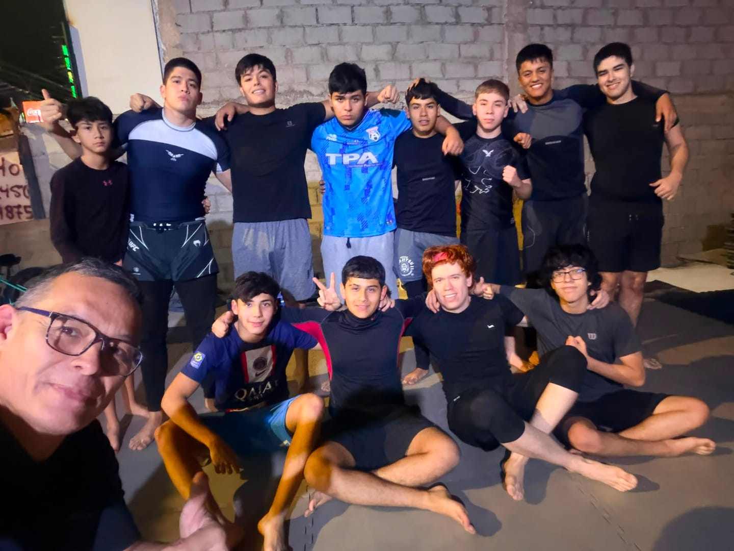 Customer photo review of Rashguard Negra RANK 26