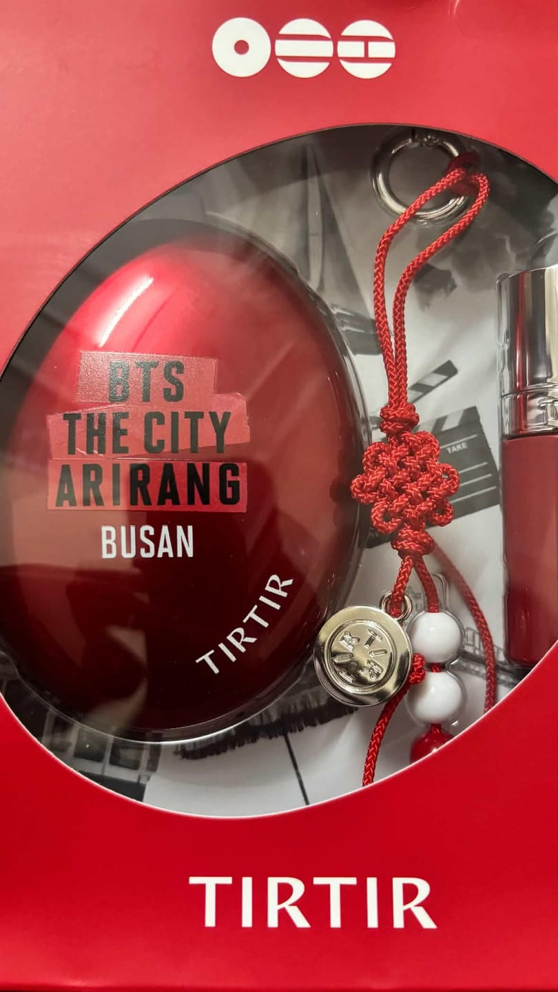 Customer photo review of TIRTIR x BTS THE CITY BUSAN ICONIC RED DUO Set (Cushion + Lip Oil + Norigae Keyring)