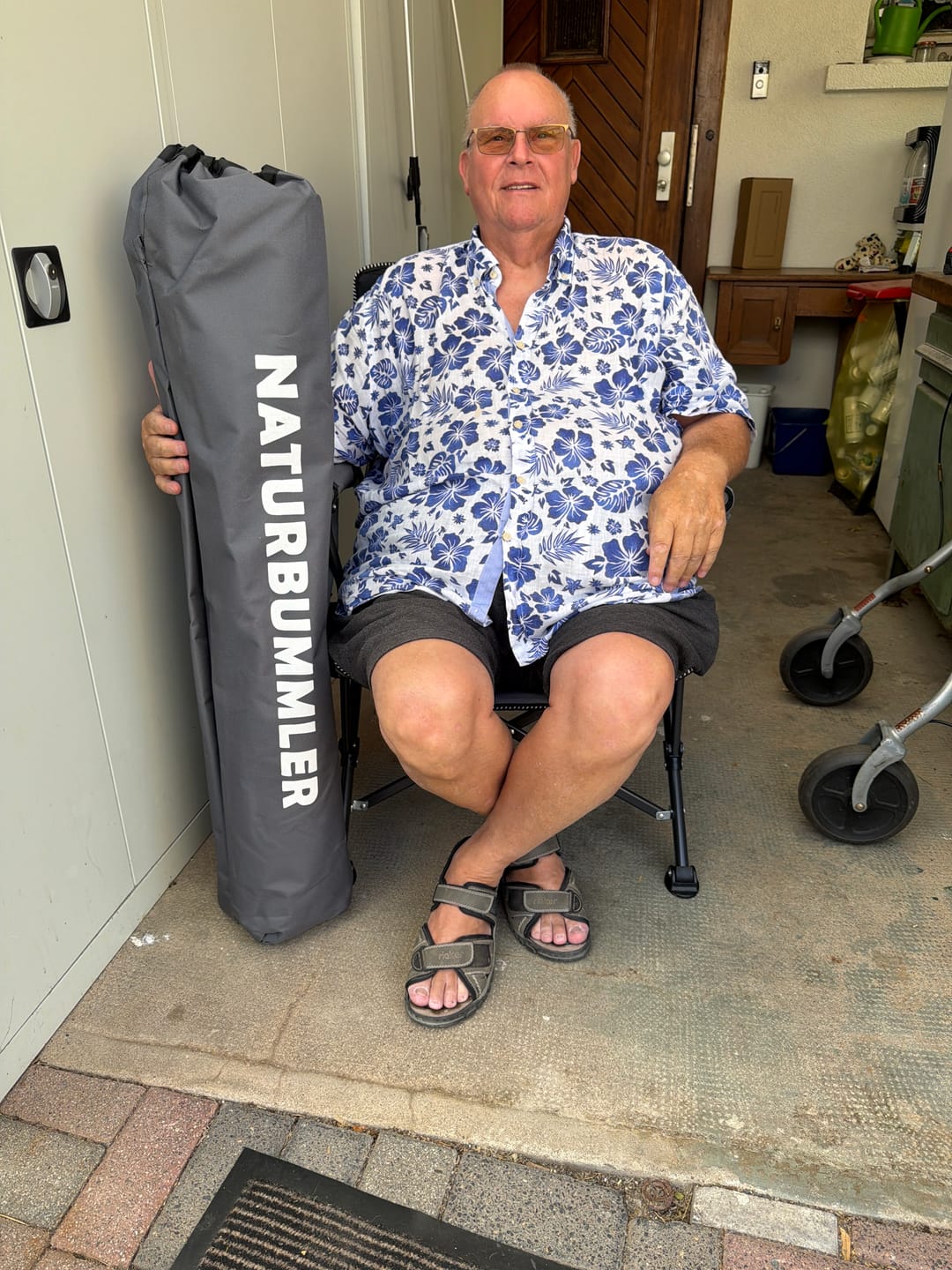 Customer photo review of Aufblasbare Wasserhängematte – Luftmatratze für Strand & Party