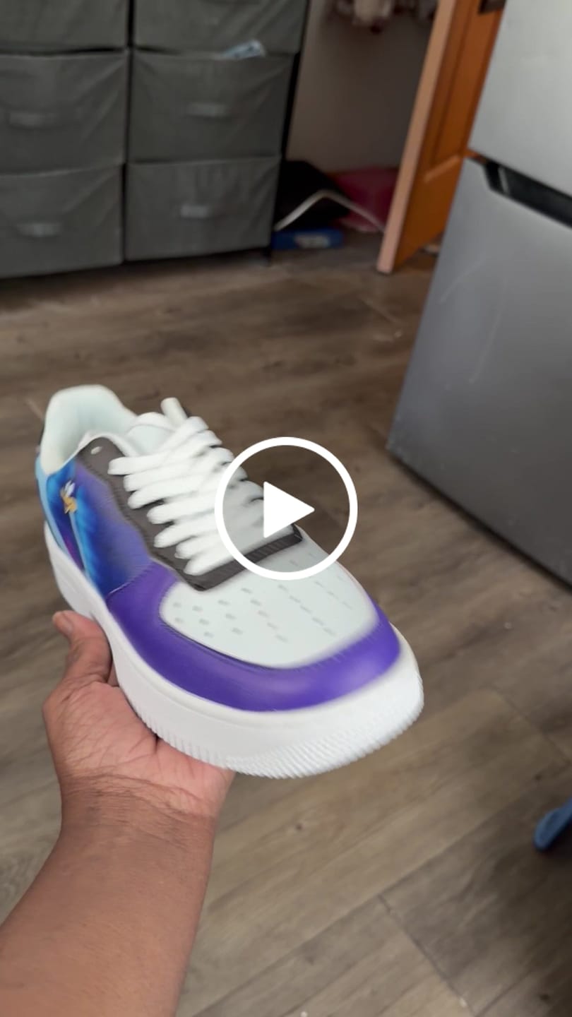 Customer video review of Roadrunner Sylvia Custom Low-Top Leather Sneakers