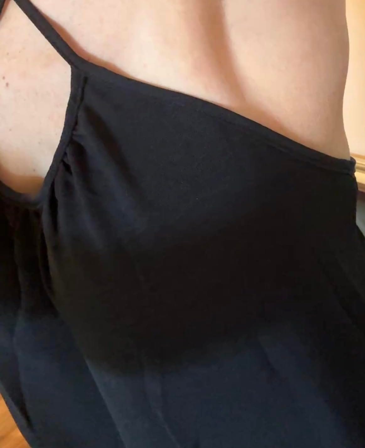 Customer photo review of Robe longue bohème dos nu à fines bretelles
