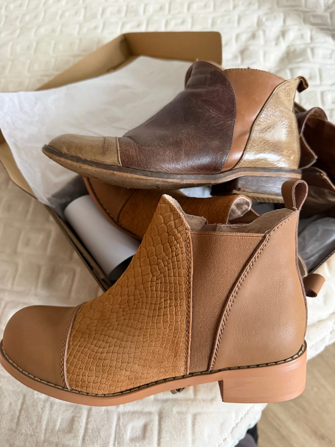 Customer photo review of Botin Mujer / Verdecillo Camel