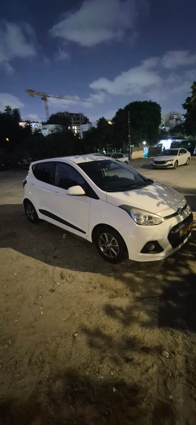 Customer photo review of תרסיס ברק והגנה קרמי לרכב Turtle Wax Hybrid Solutions Ceramic Spray Coating