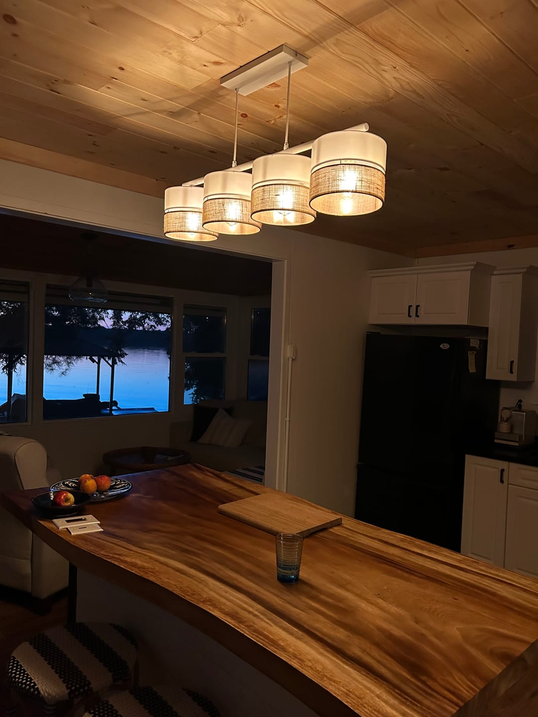 Customer photo review of Linobianco 4-Light Linear Pendant with Linen & Jute Shades for Kitchen Island & Dining Table