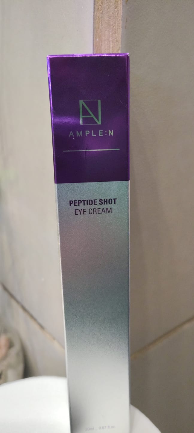 Customer photo review of Contorno de Ojos Reafirmante con Péptidos y Retinol Antiedad AMPLEN 20 ml