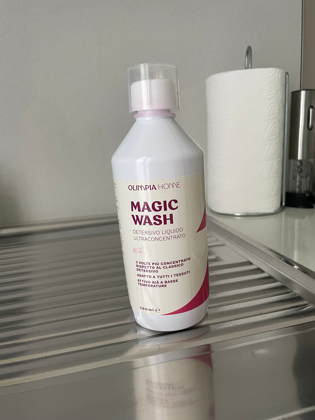 Customer photo review of Magic Wash Liquido - Il Detersivo Professionale per un Bucato Perfetto