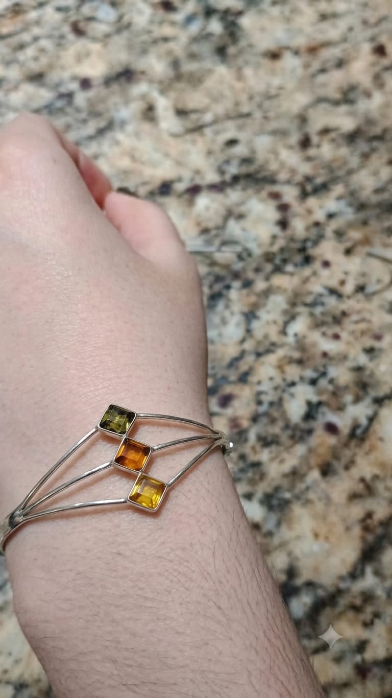 Customer photo review of Brazalete Bonampak