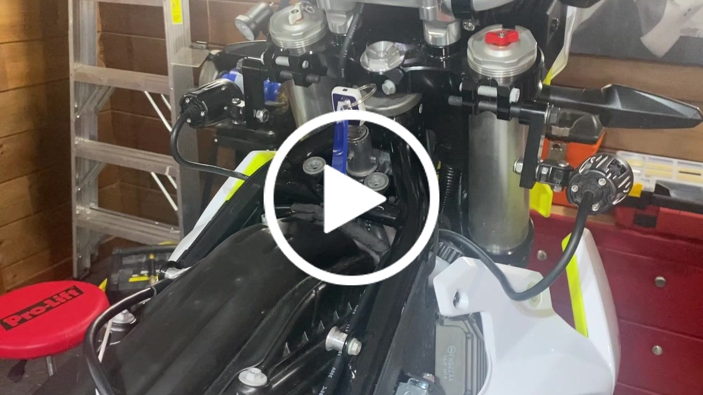 Customer video review of DM LED Light Pods with DataDim™ Technology
