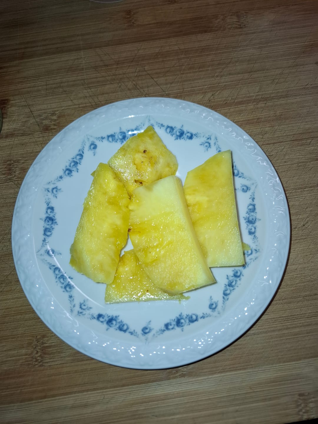 Customer photo review of Baby-Ananas reifgeerntet