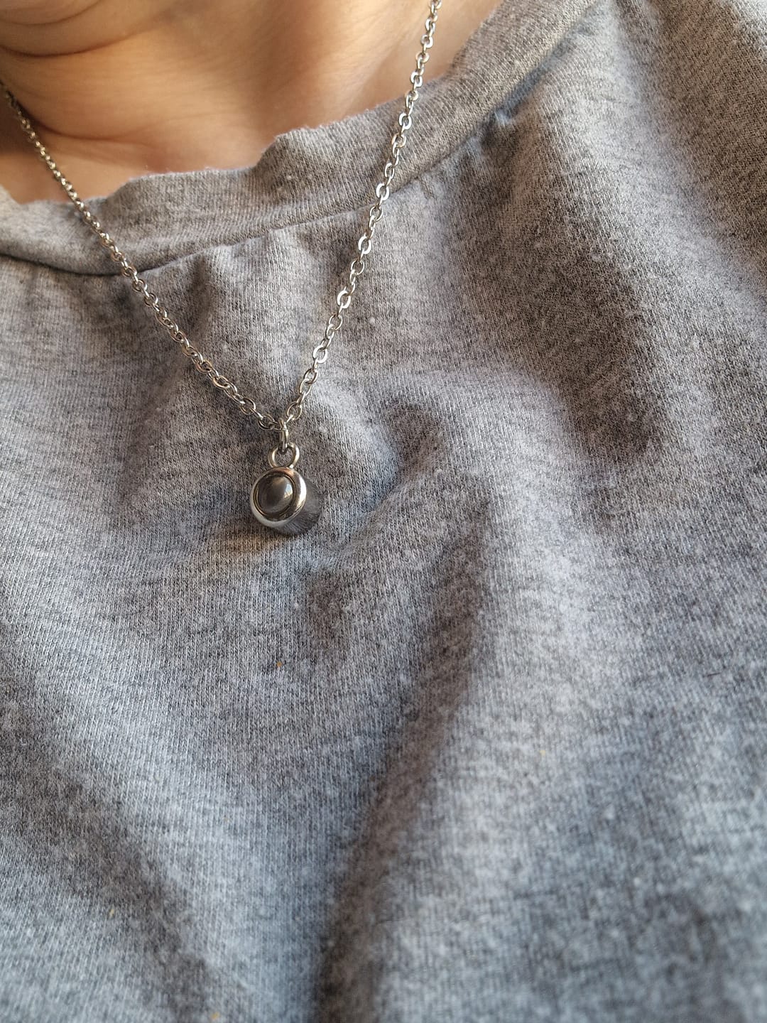 Customer photo review of Personalisierte Halskette mit Foto - Kreis
