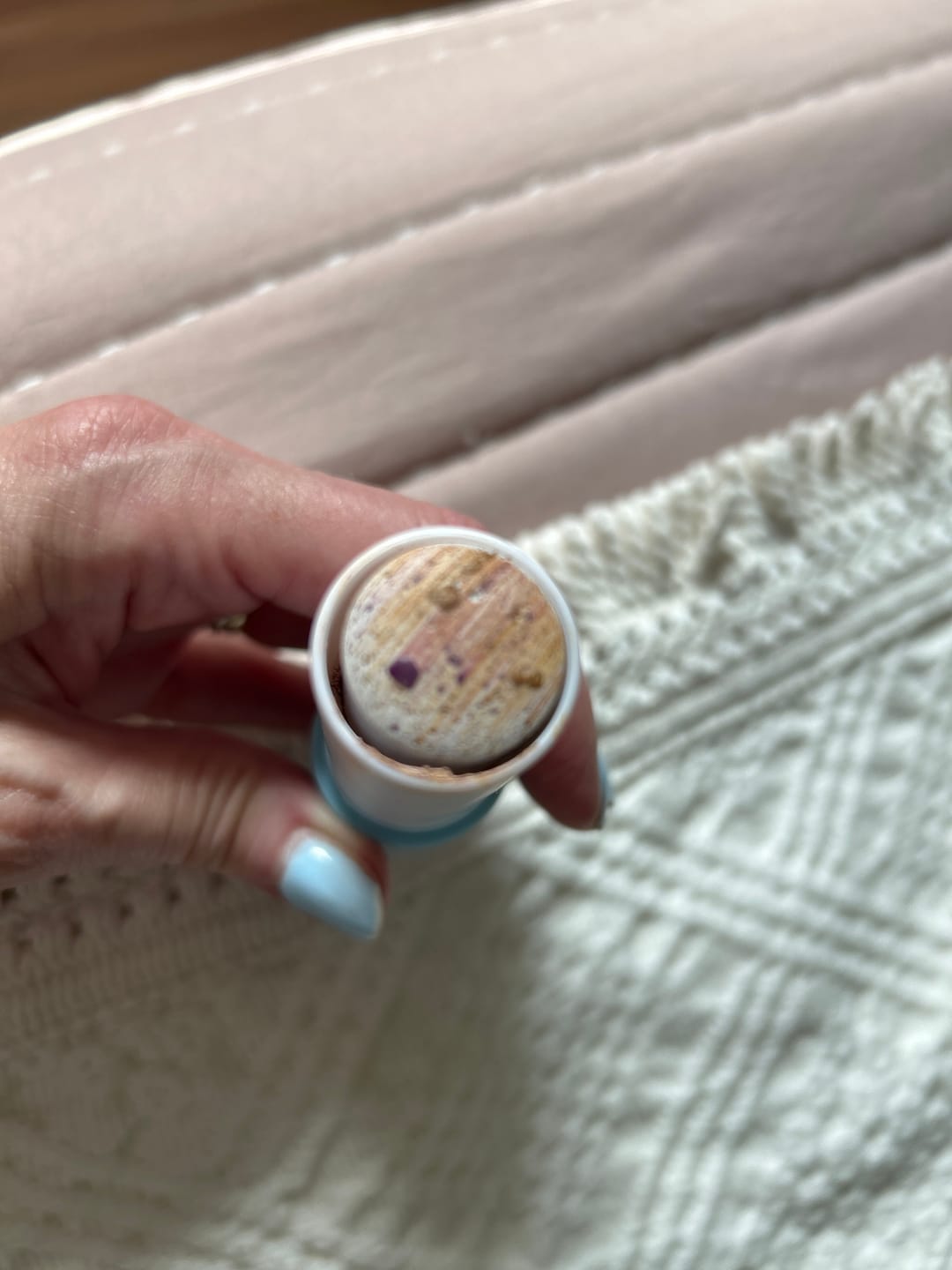 Customer photo review of Rosalyne Meekleurende Foundation Stick