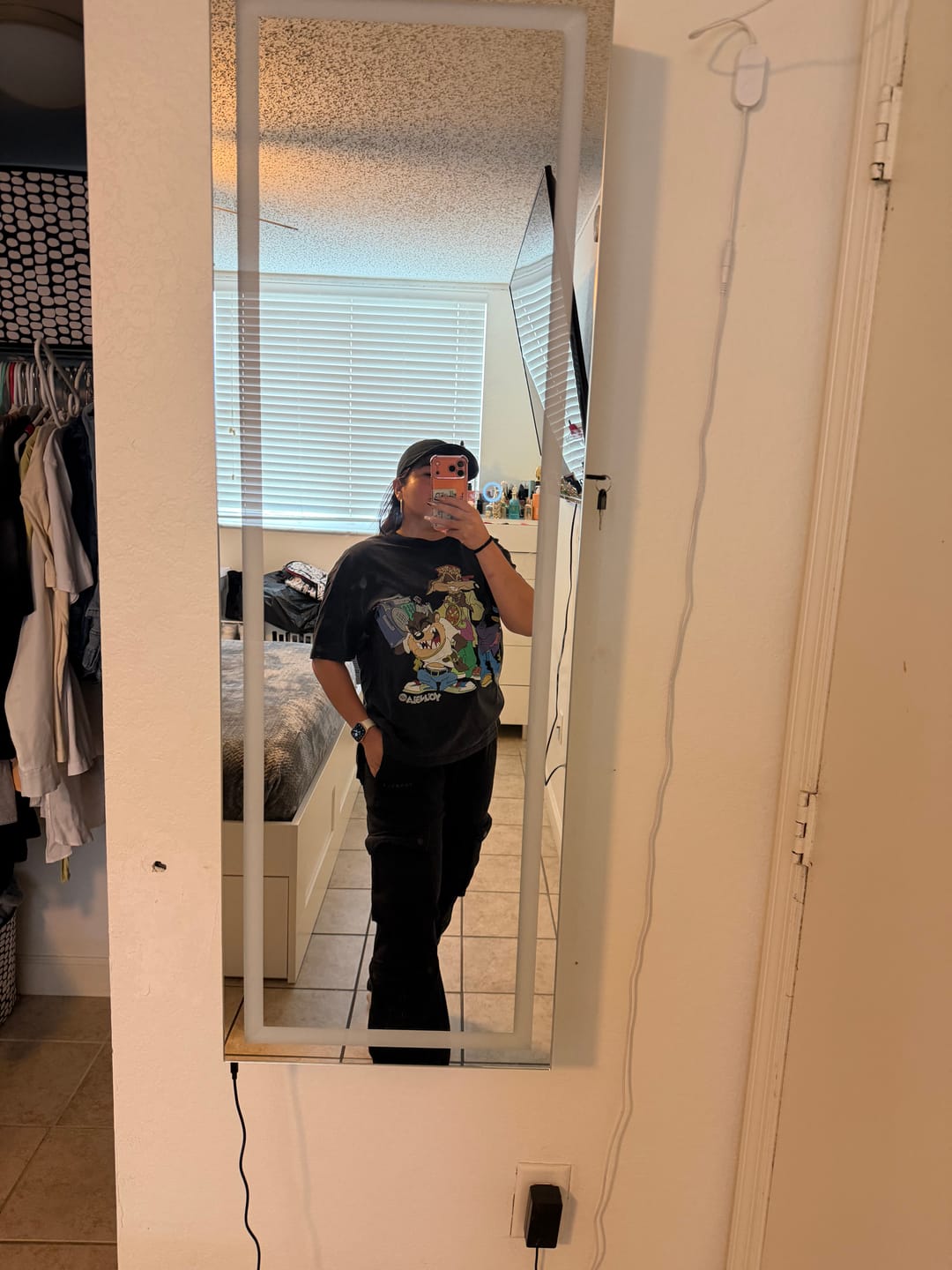 Customer photo review of 4291 - Looney Tunes Vintage Tees