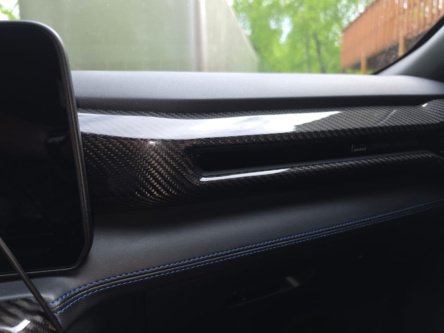 Customer photo review of Real Carbon Fiber Passenger Side Dashboard AC vent Trim Cover for 2024+ Ford Mustang