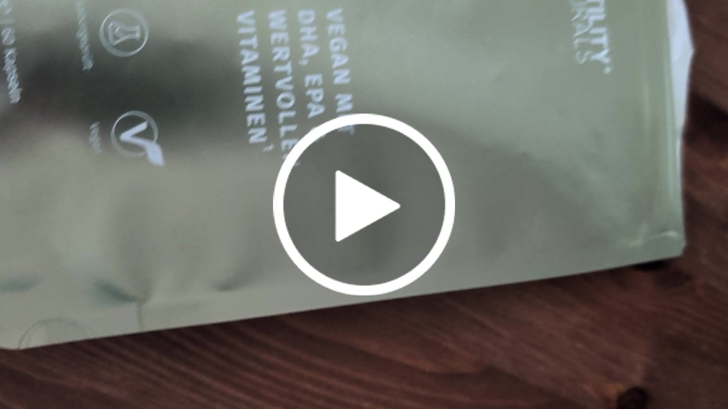 Customer video review of Omega-3-Komplex