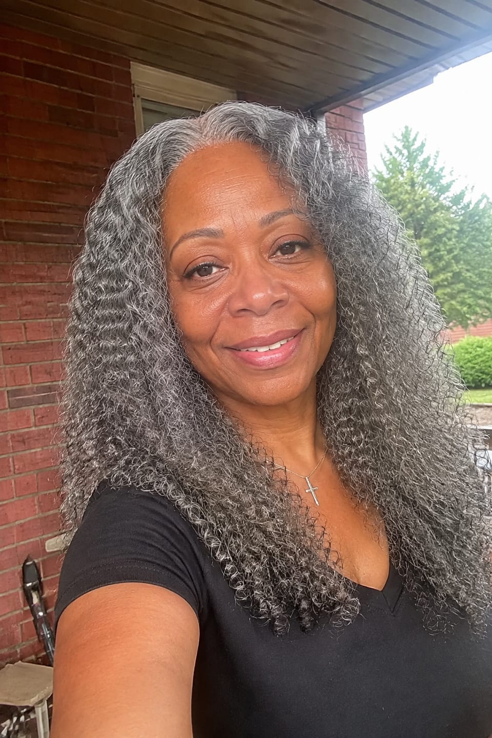 Customer photo review of Luvwin 13x4 Salt And Pepper Long Deep Curly Glueless Gray Color Pre-Cut Lace Wig