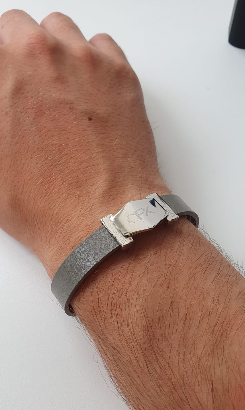 Customer photo review of DEVERCE CFX LEATHER