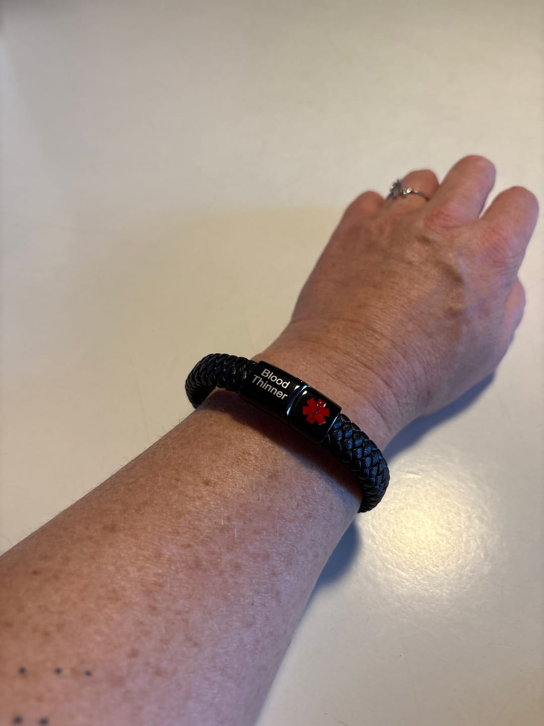 Customer photo review of Medicinsk Alarmarmbånd