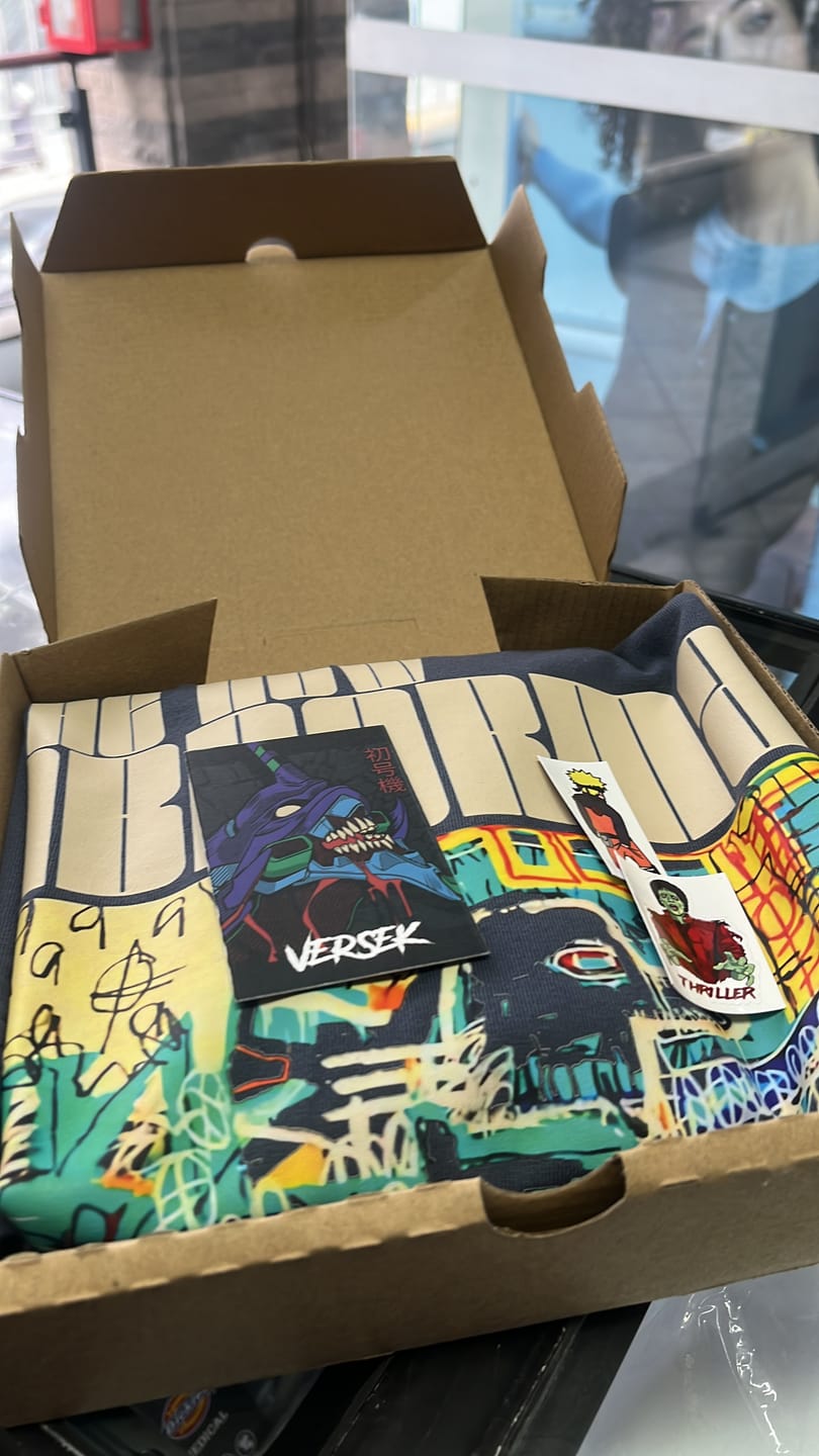 Customer photo review of The strokes