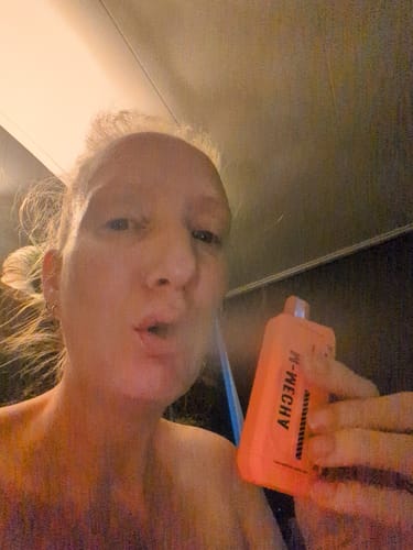 Customer photo review of Merry-Mi - M-Mecha 16K - Puffs / Disposable Vape