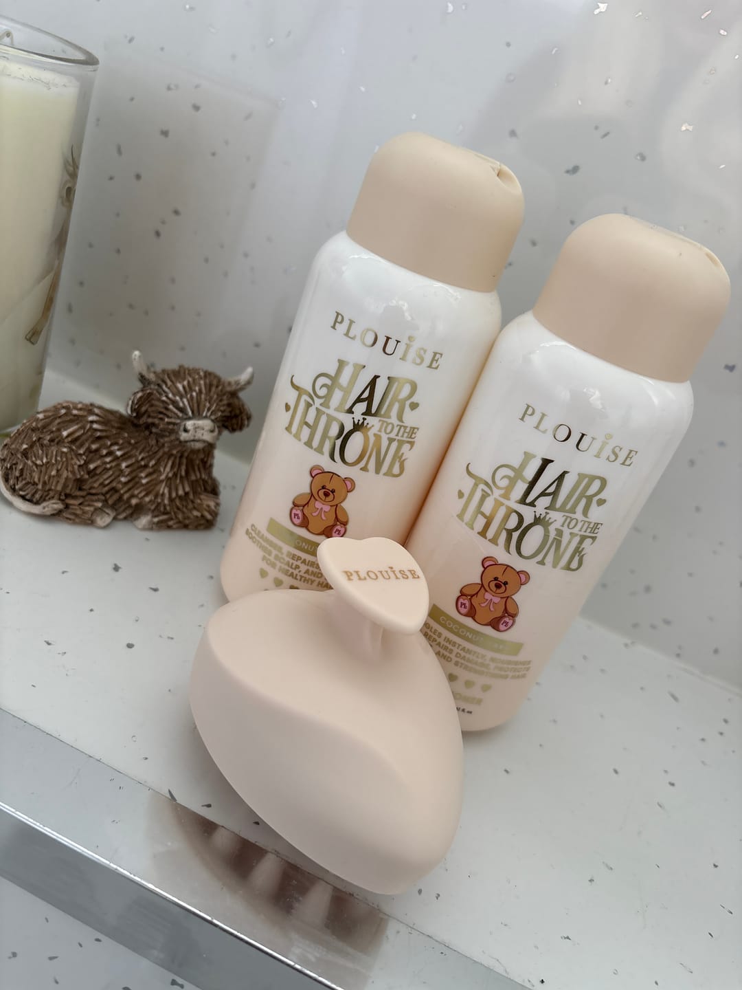 Customer photo review of Teddy Hair To The Throne Scalp Massager