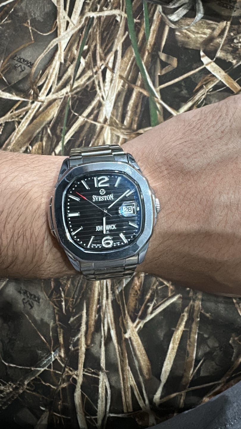 Customer photo review of John Wick Chain