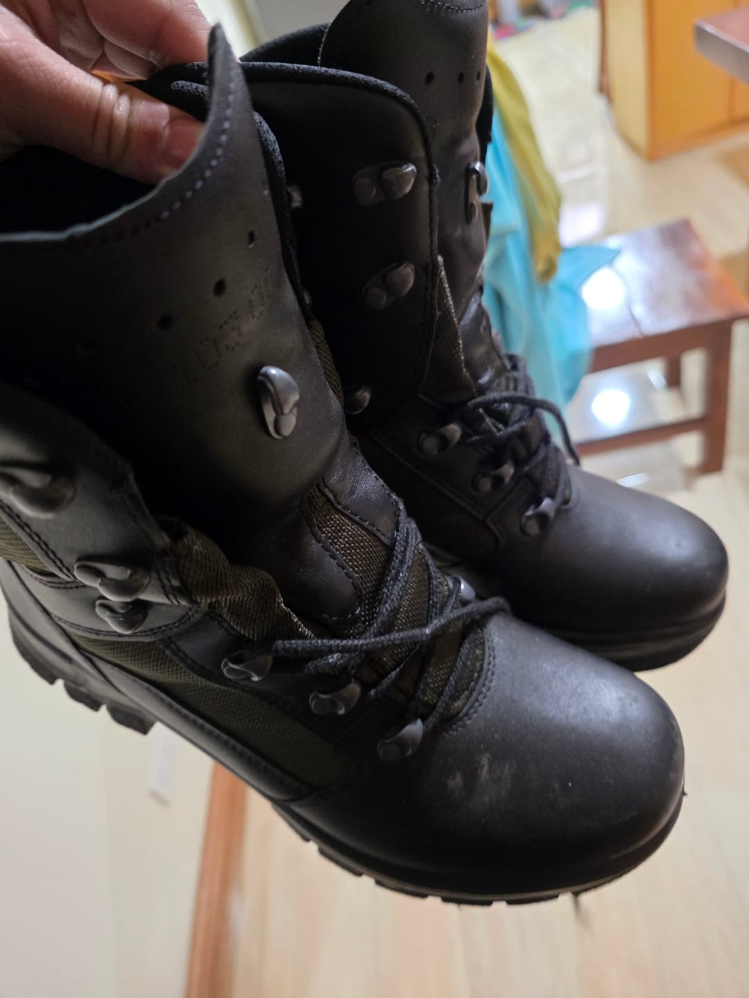 Customer photo review of Genuine German Military combat boots leather textile tactical field footwear NEW