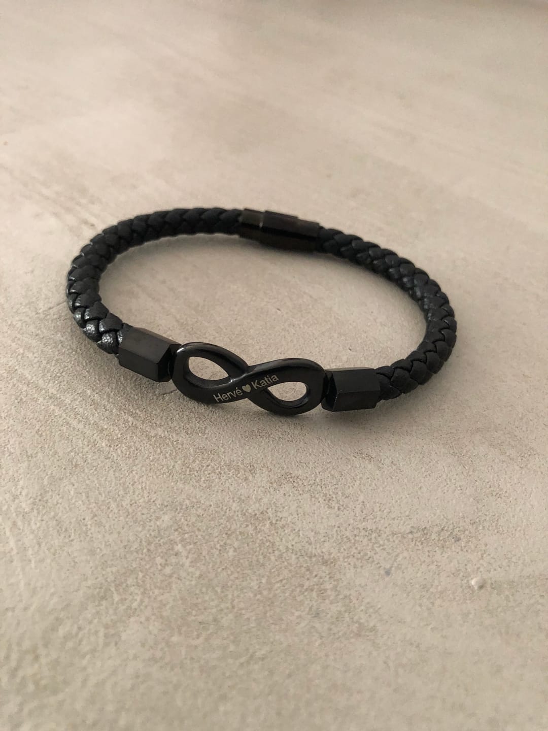Customer photo review of Bracelet Personnalisé « À Mon Mari »