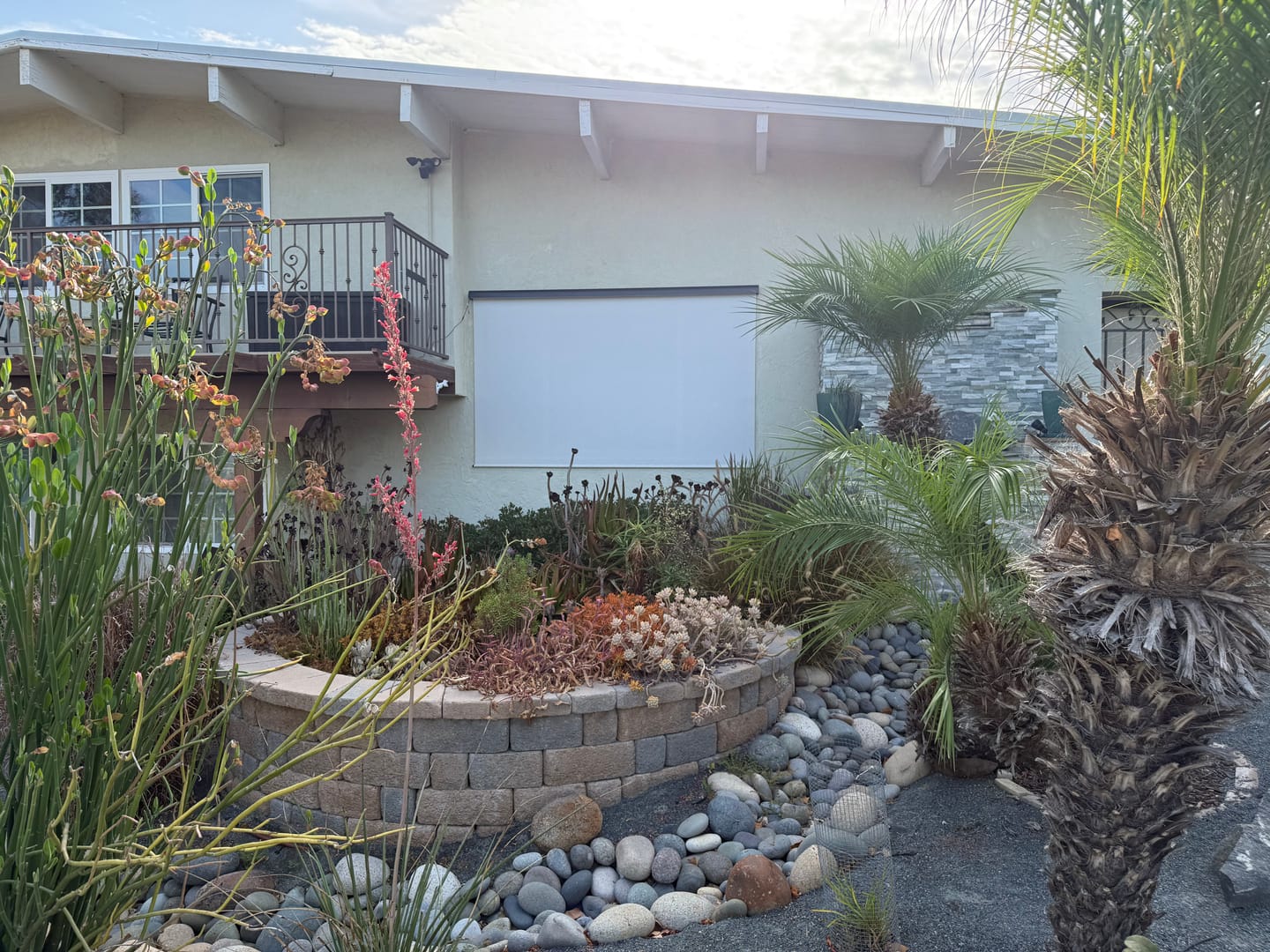 Customer photo review of SmartWings Motorized Outdoor Shades 1%/3%/5% Openness