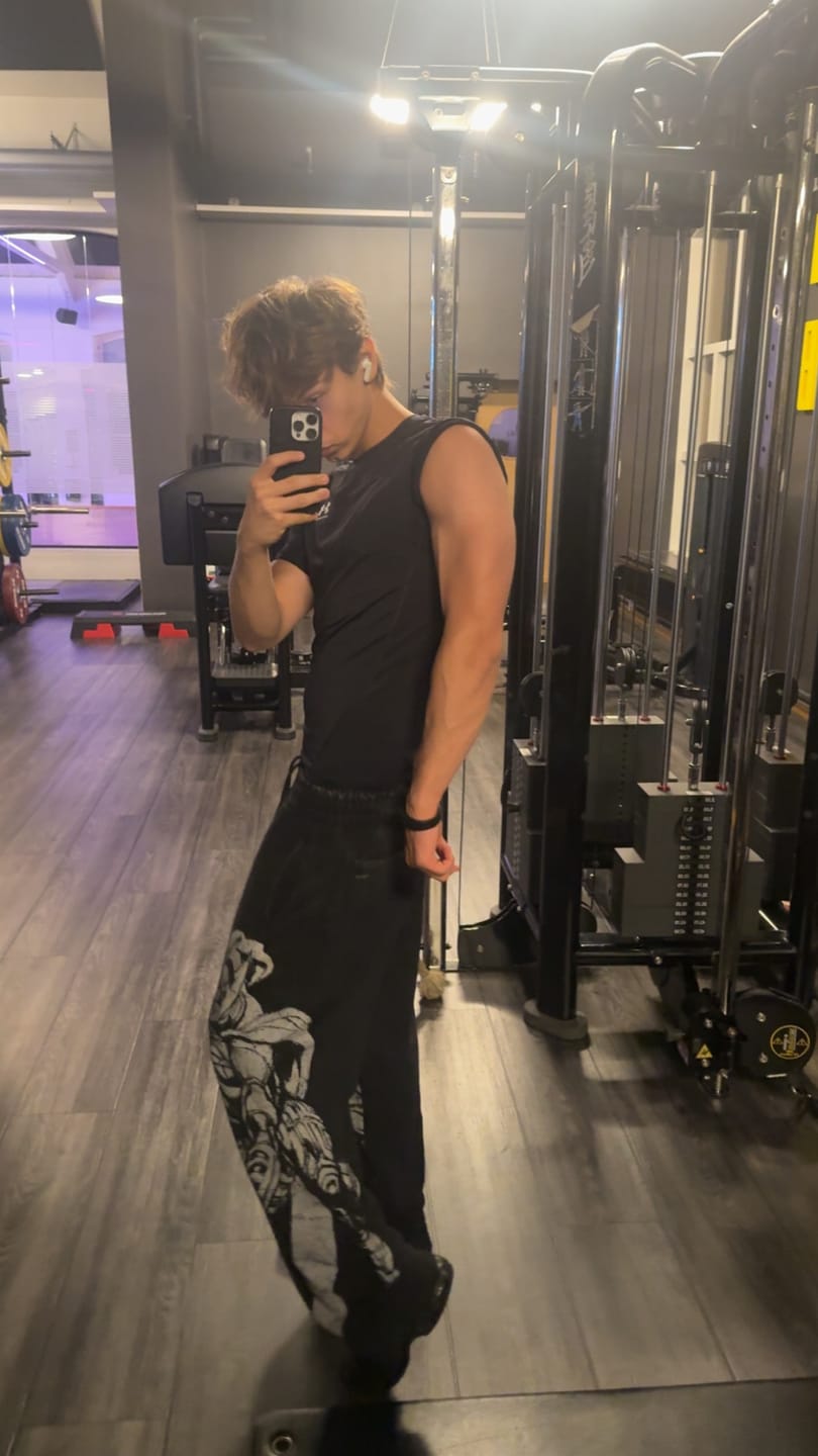 Customer photo review of 2158 - Batman Legends Joggers