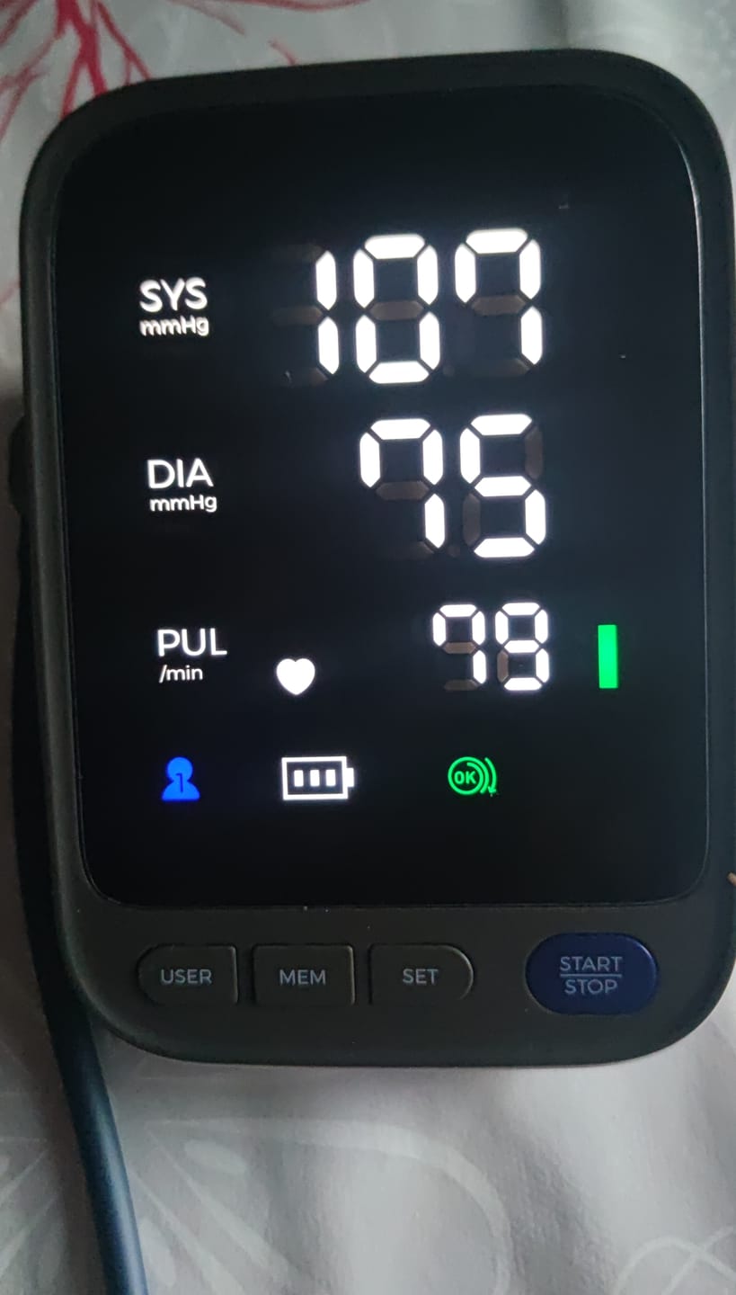 Customer photo review of Blutdruckmessgerät V8 Ultra – Next-Gen Präzisionssensor für klinisch genaue Messungen