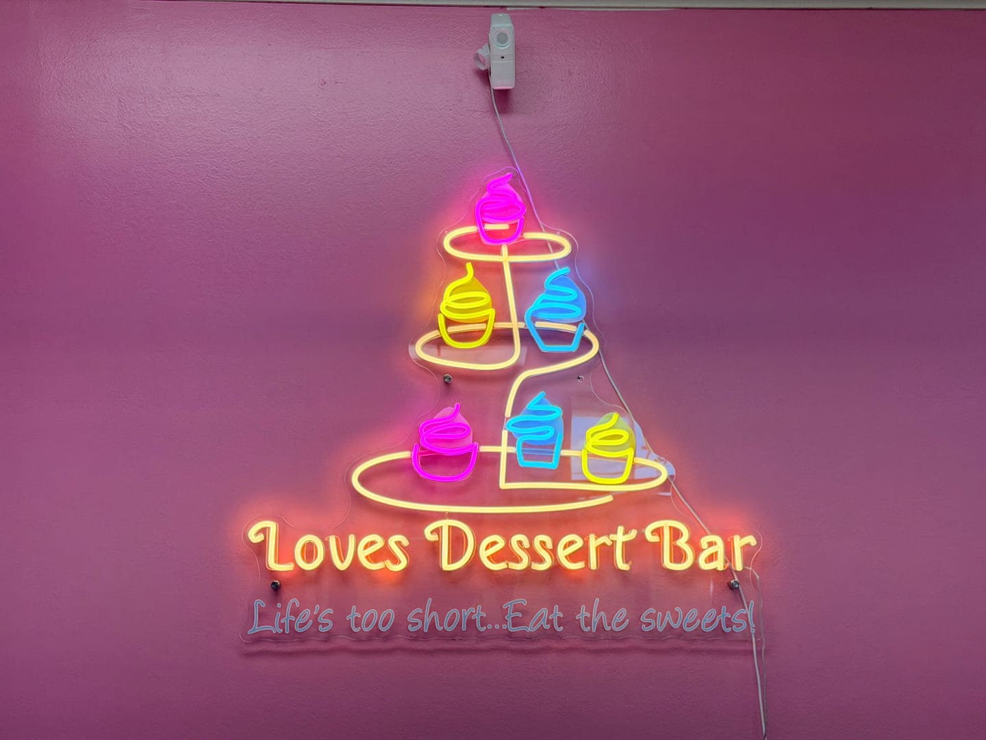 Customer photo review of Loves Dessert Bar | LED Neon Sign