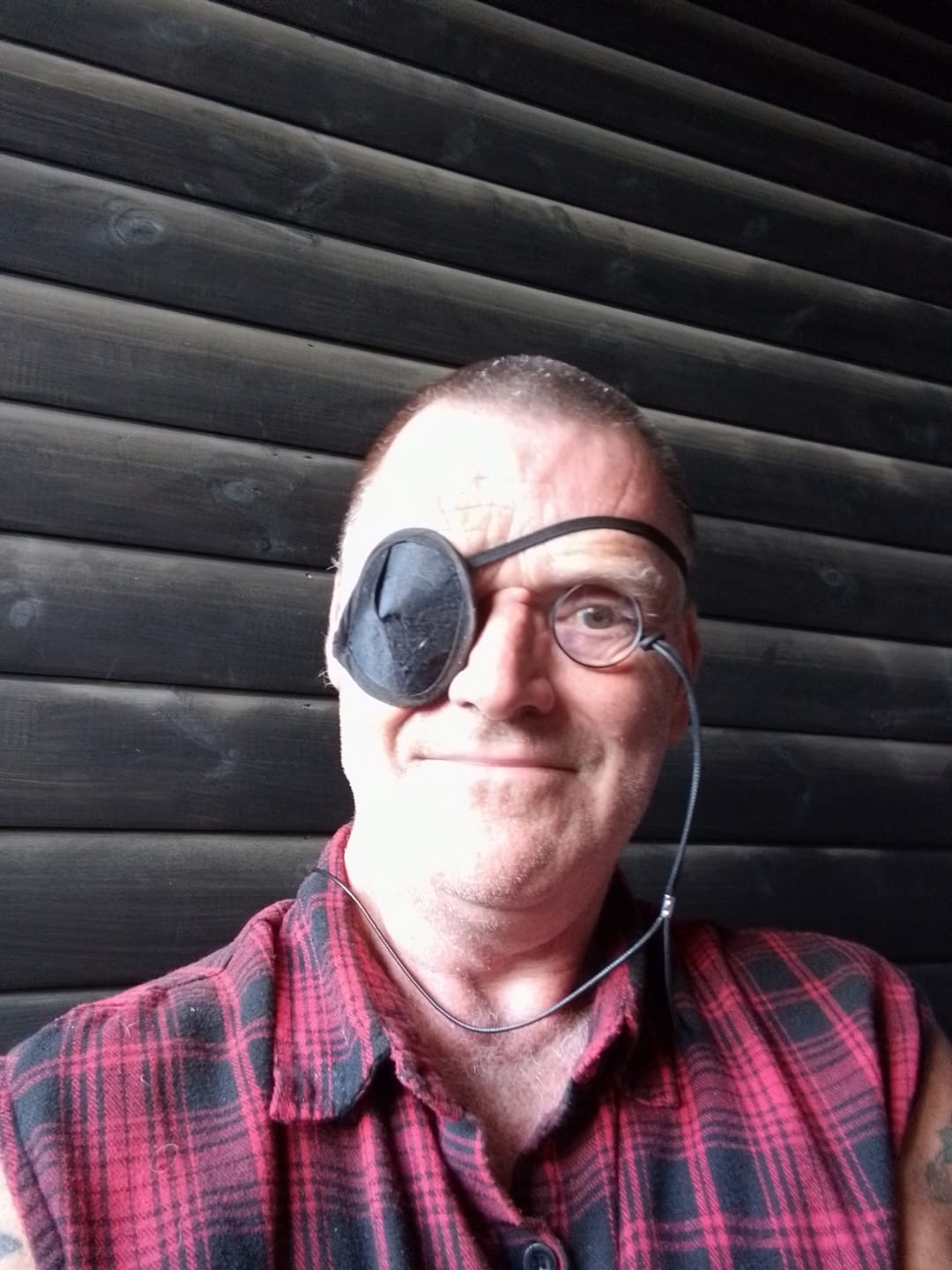 Customer photo review of Monocle - Black