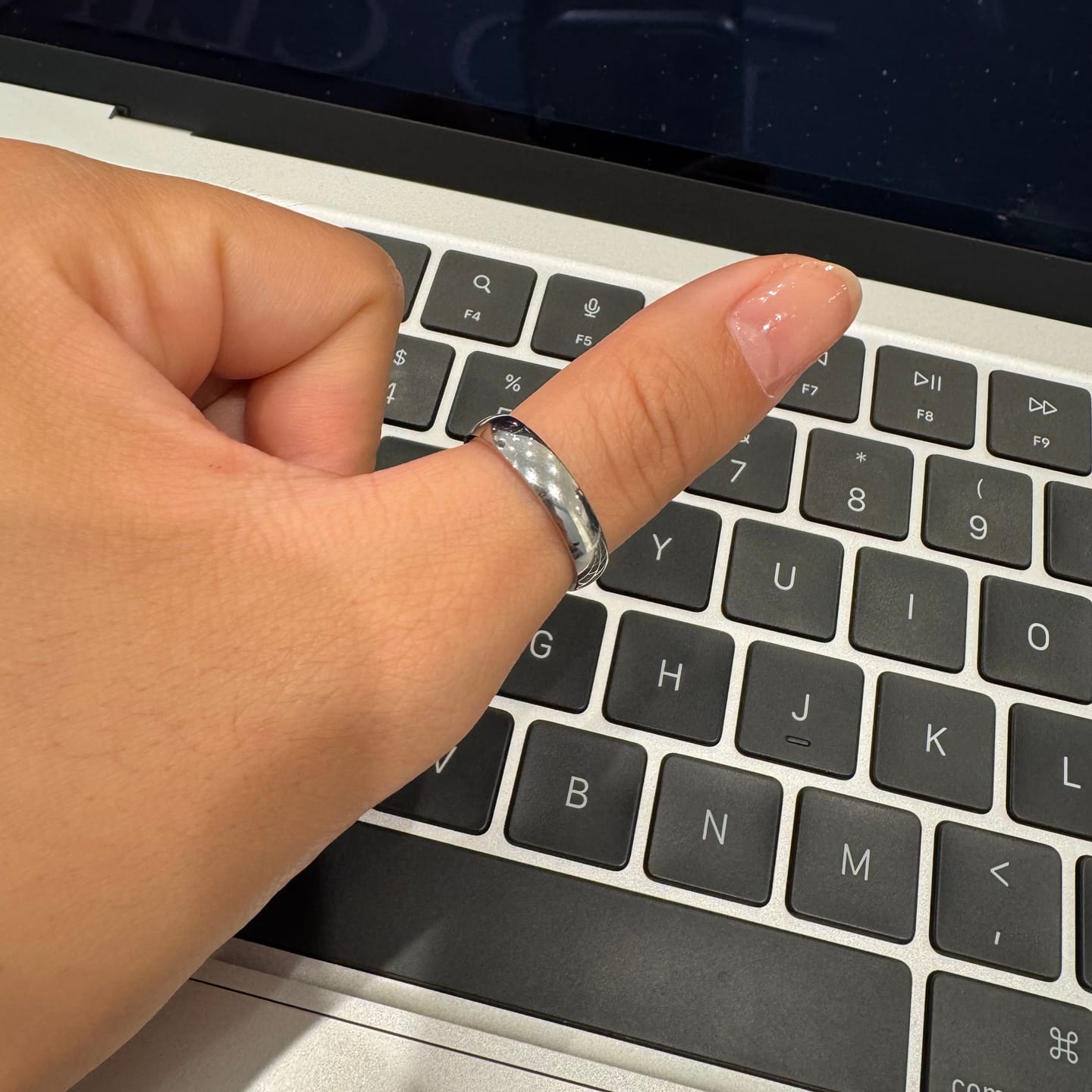 Customer photo review of Everyday Classic Ring Band