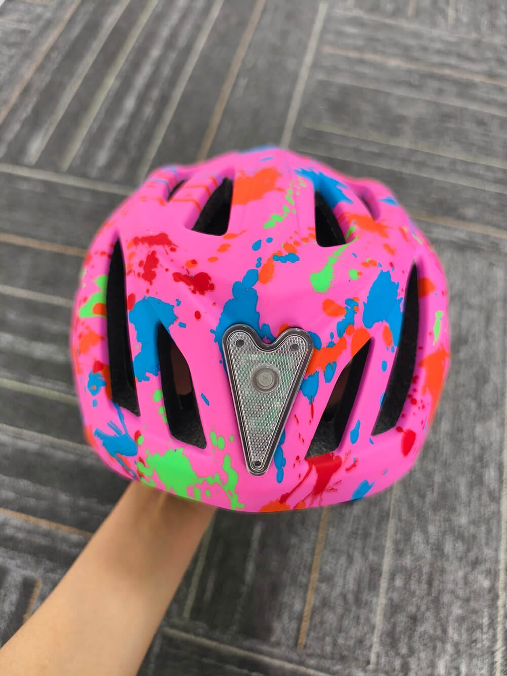 Customer photo review of 2-in-1 Kids Full-Face Helmet – Detachable Chin Guard, LED Safety Light & Ultra-Lightweight Protection