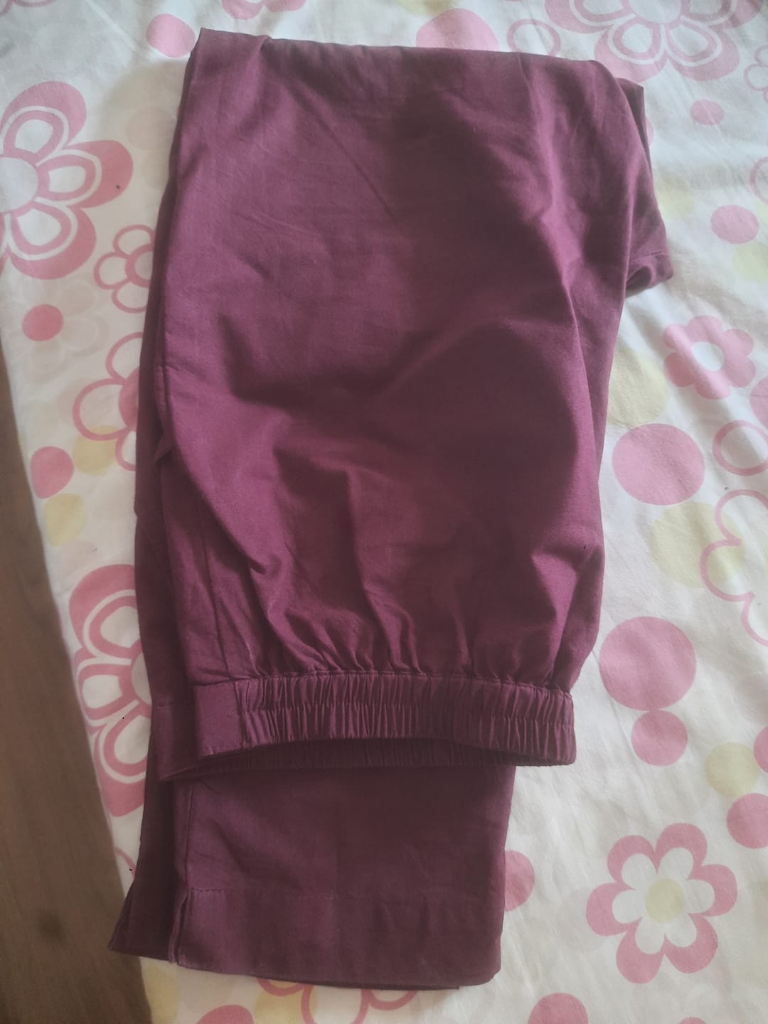 Customer photo review of Women Wine Cotton Pant
