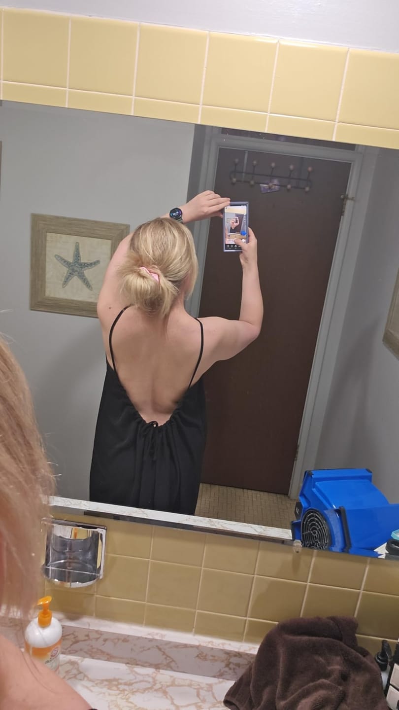 Customer photo review of Robe longue bohème dos nu à fines bretelles