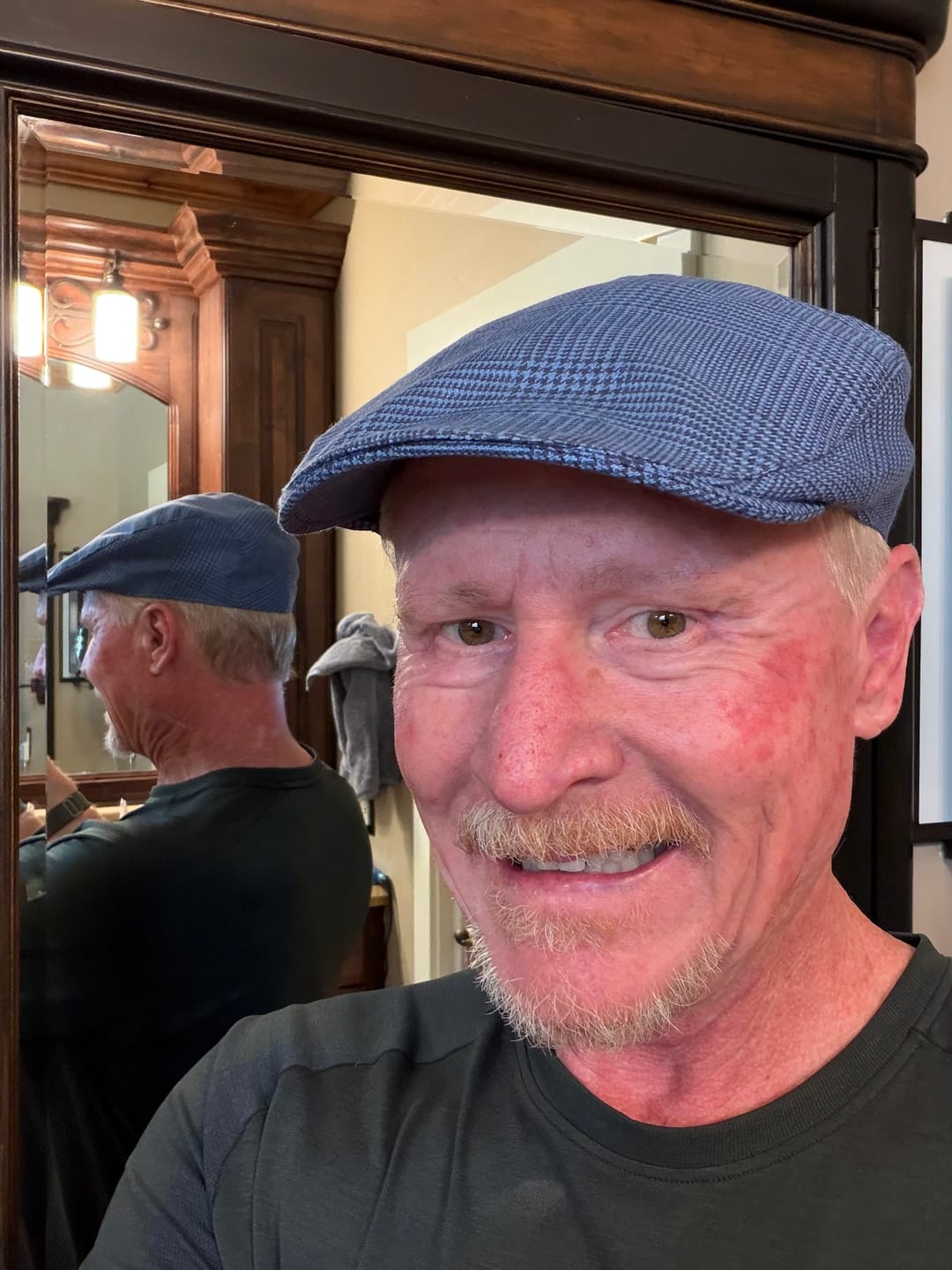 Customer photo review of Donegal Touring Cap Linen