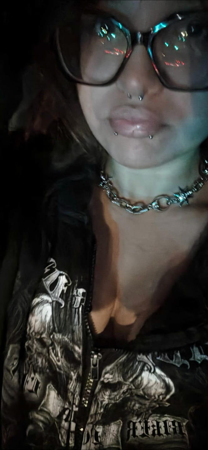 Customer photo review of ASTROLOGY CHOKER