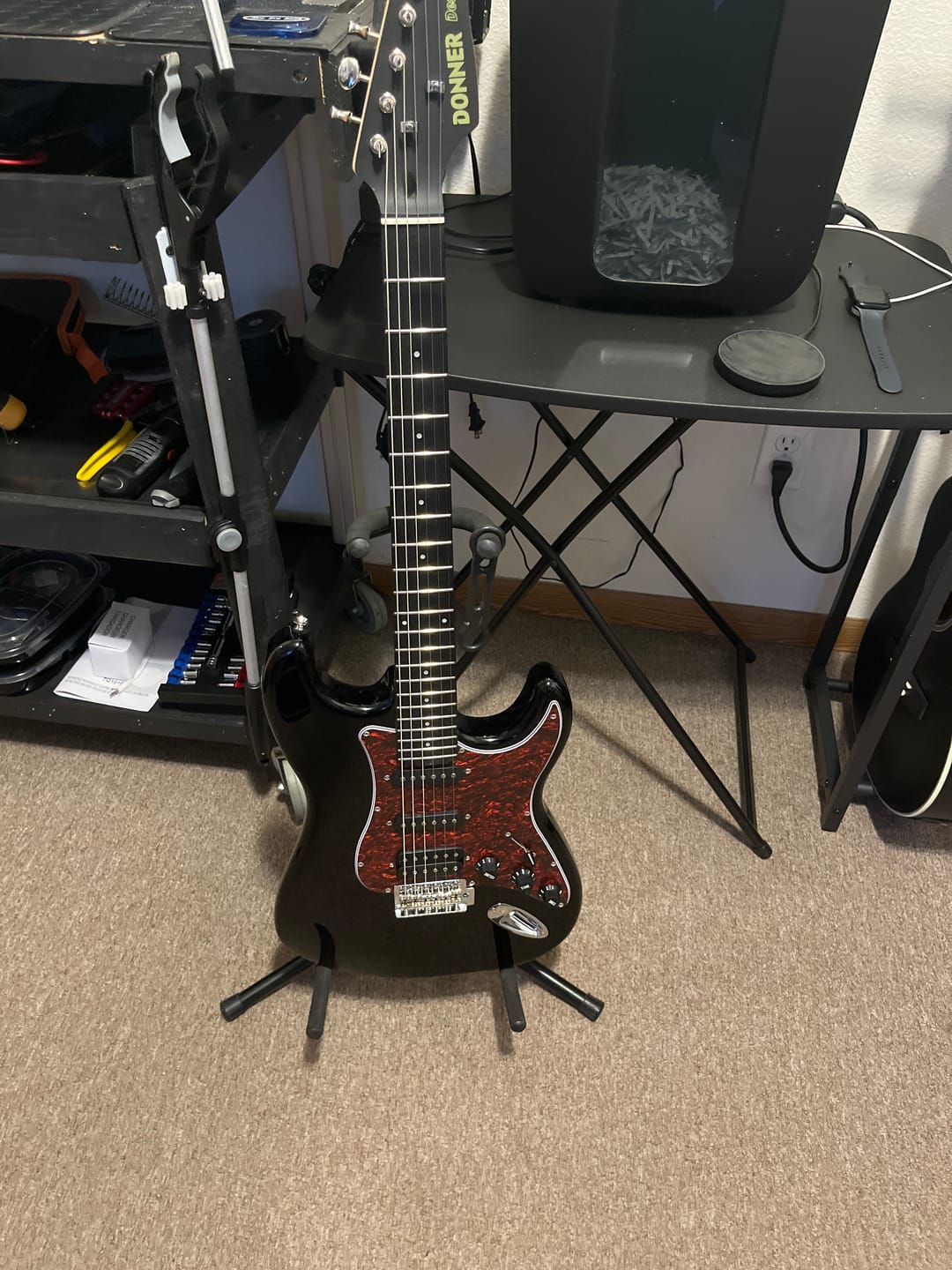 Customer photo review of Donner DST-200 Electric Guitar