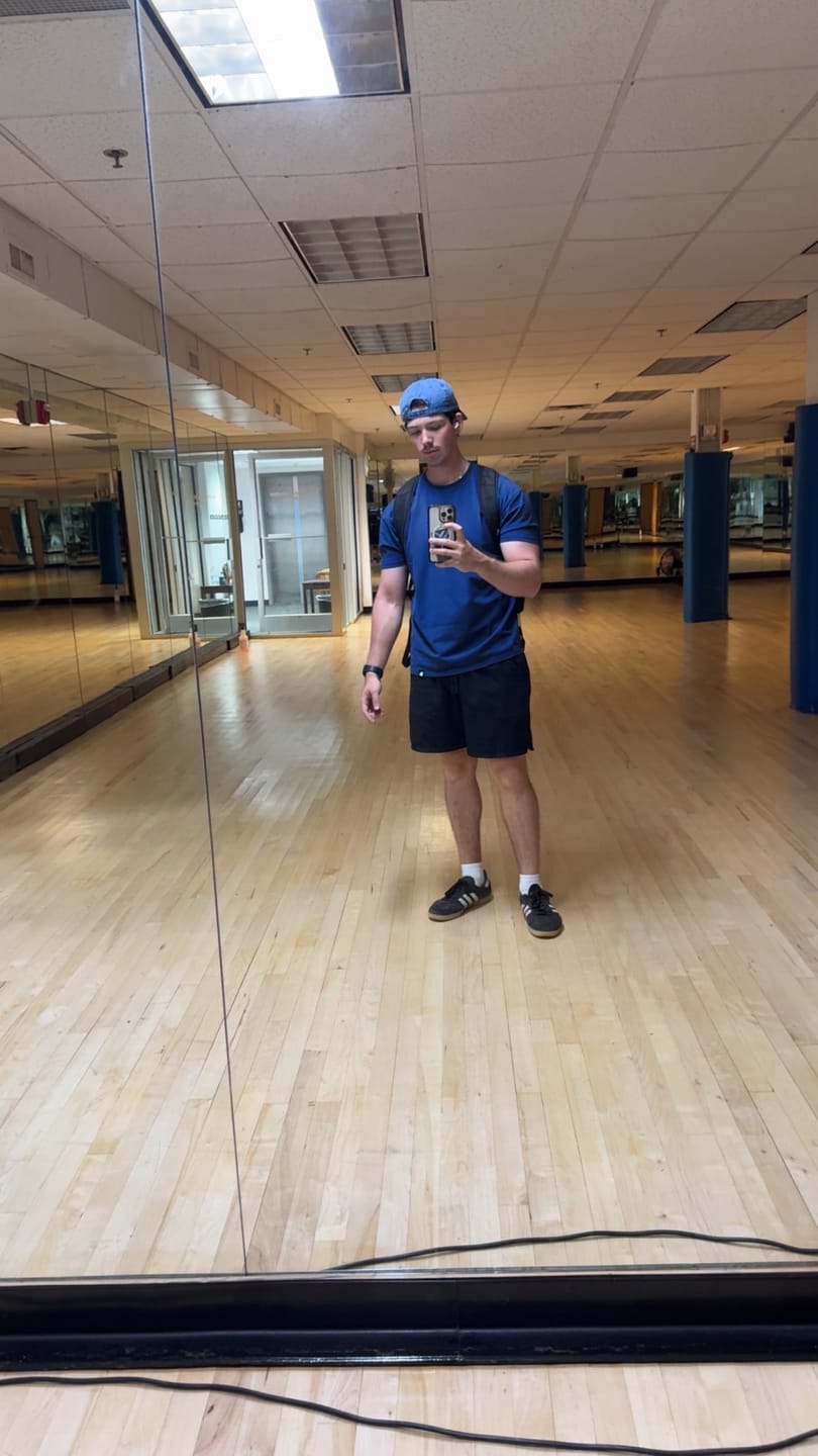 Customer photo review of 401 Essential Jacked Tees