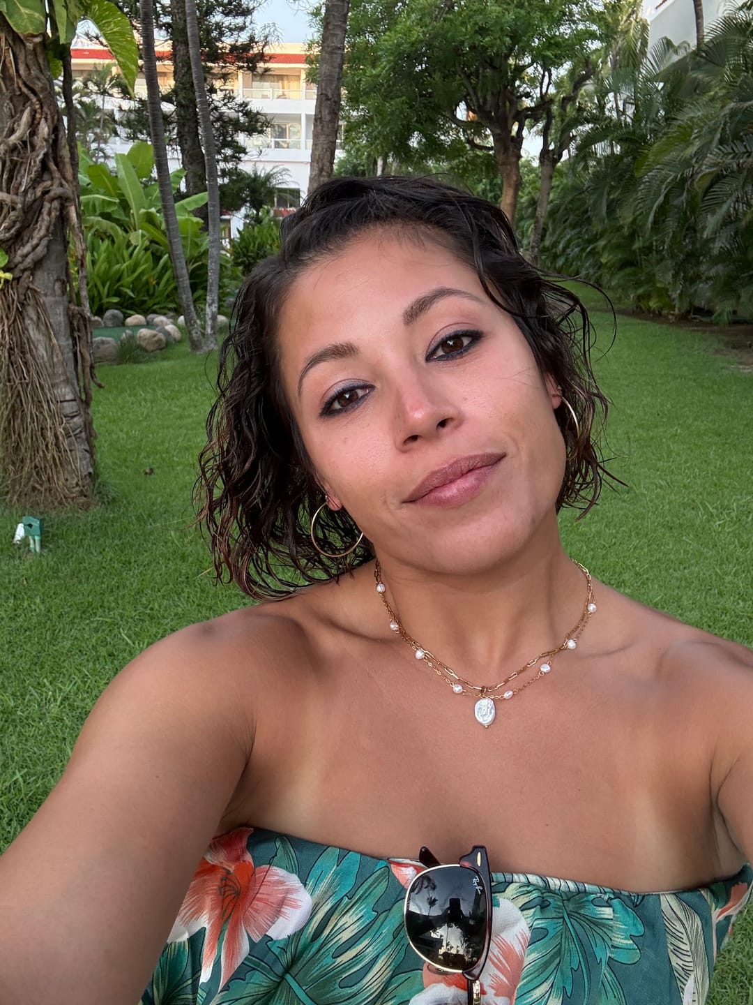 Customer photo review of Hanalei Pearl Coin Paperclip Necklace (Bundle)